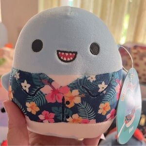 Squishmallow Rey the Shark